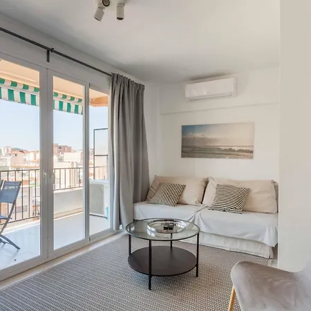 Apartament With Balcony By Costarentals - Ref 92 *